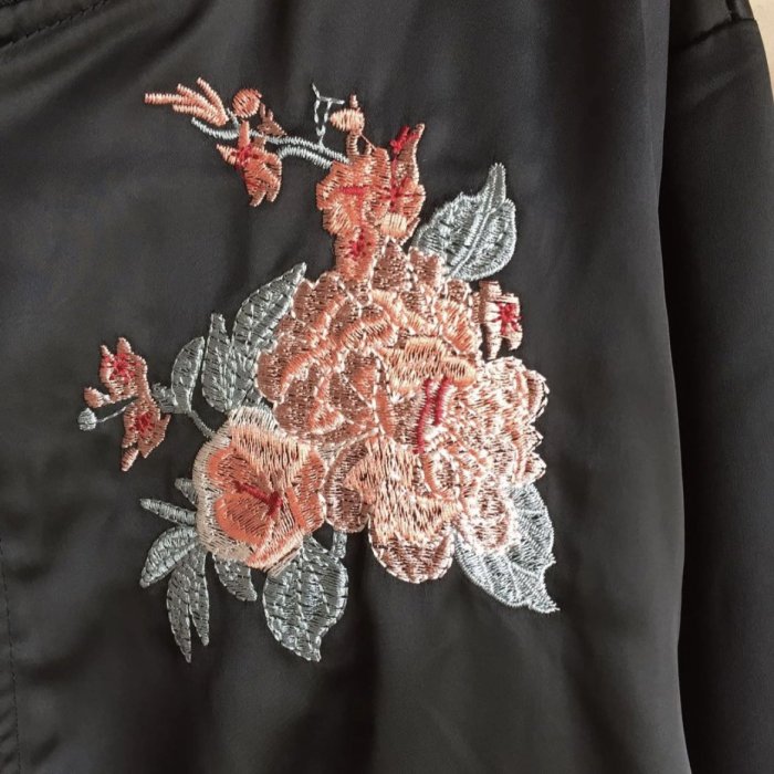 《SHUNWEL》日本橫須賀花朵刺繡棒球外套  / 111211