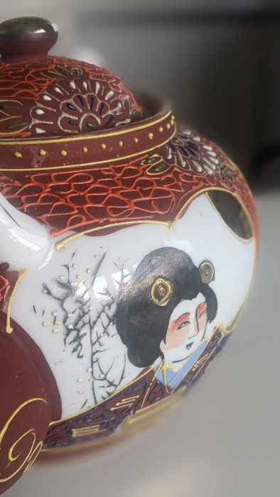 日本七零年代九谷燒立體感手繪茶具組 (一壺六杯)