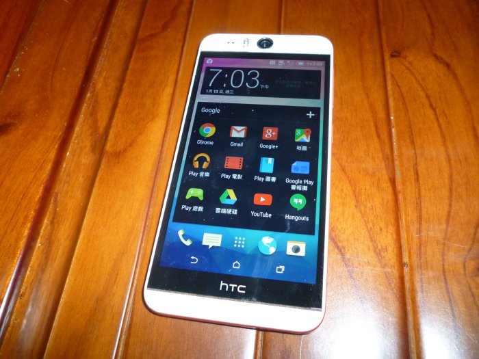 HTC-M910x-4G手機900元-功能正常