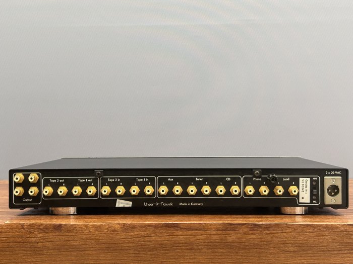 桃園-音響驛站- 德國 Linear Acoustic LAV2 前級（歡迎器材交換、買賣估價）