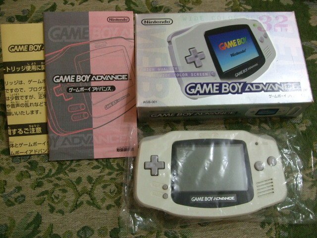『懷舊電玩食堂』《可玩GB及GBA遊戲、有盒書》實體拍攝日本製GAME BOY ADVANCE 主機 非拼裝機