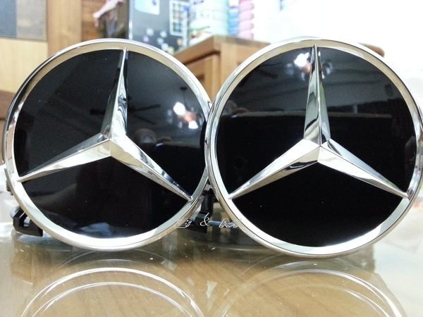 【B&M 原廠精品】 Mercedes Benz 賓士 原廠輪圈 中心蓋 鋁圈蓋 黑色亮面 現貨