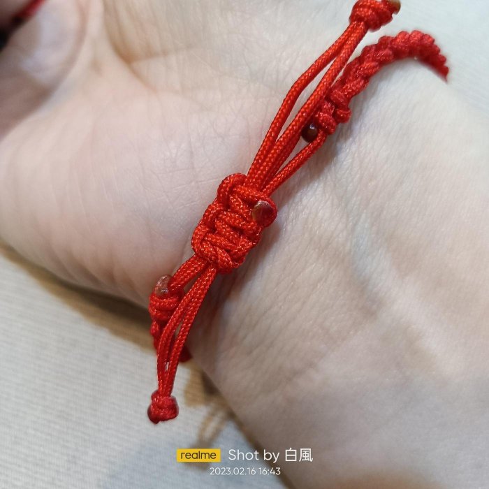 艾莉手作手工編繩四股編紅色可調縮拉式祈福平安手鍊手環平安繩可調整雙拉繩縮拉式17-23.5公分