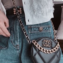 Chanel 19 bag 圓餅包 現貨