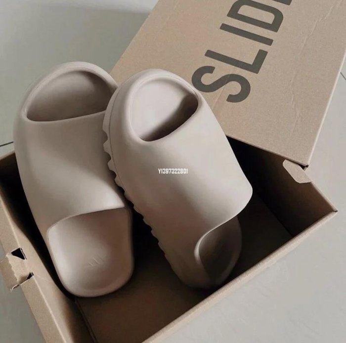 Adidas originals Yeezy Slide 暖沙棕男女同款拖鞋GW1934 | Yahoo奇摩拍賣