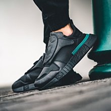 南 限時特價 Adidas Originals Futurepacer 黑綠色 全黑色 BOOST 愛迪達 B37266