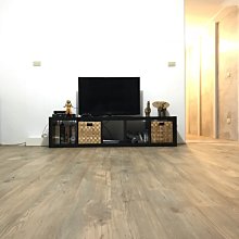 RADY FLOOR品牌~超耐磨對花導角木紋塑膠地板每坪2300元起**時尚塑膠地板賴桑**