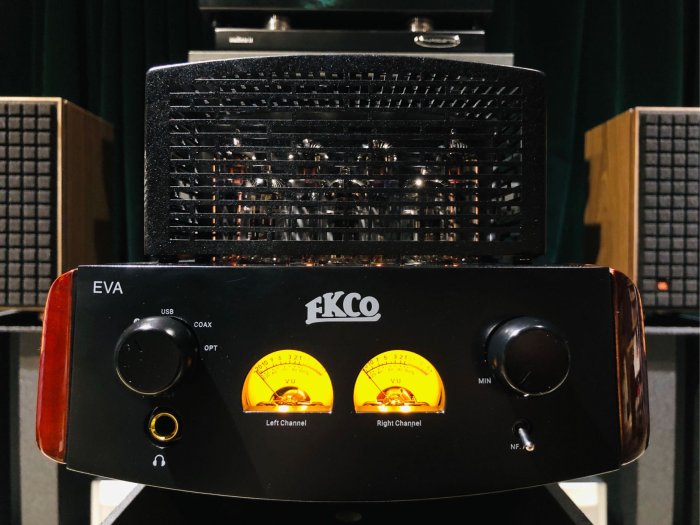 [ 沐耳 ] 大不列顛音響銘廠，百年老店再出發  EKCO 真空管綜合擴大機 EVA 新世紀福音戰士