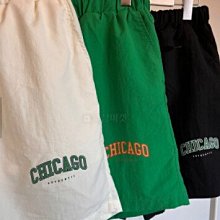 -TAKADA 高田家- 全新日本進口街頭必備單品 CHICAGO英文字印花休閒短褲