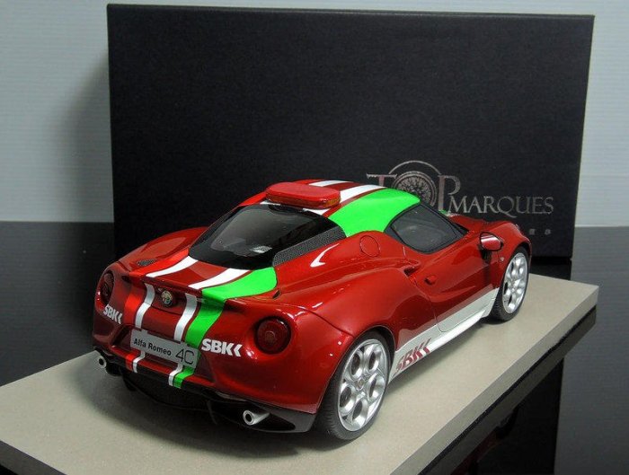 【M.A.S.H】[現貨瘋狂價] Top Marques /18 Alfa Romeo 4C SBK 前導車