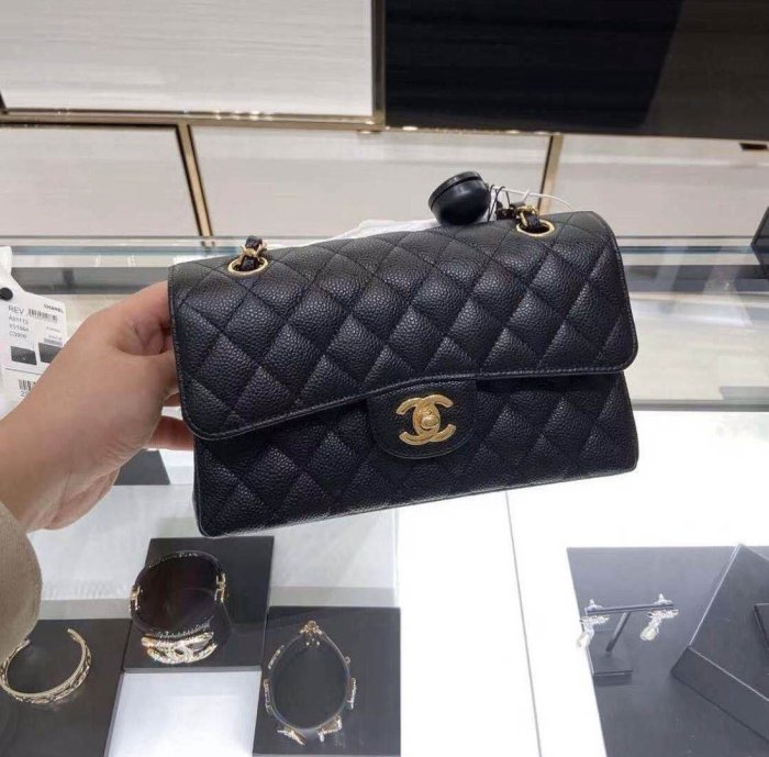 【COCO 精品專賣】Chanel A01113 香奈兒包 23 cm Flap Coco包 荔枝紋 黑金