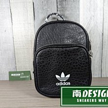 南🔥2022 9月 ADIDAS Classic Mini Backpack 皮革 迷你 後背包 黑 BK6951
