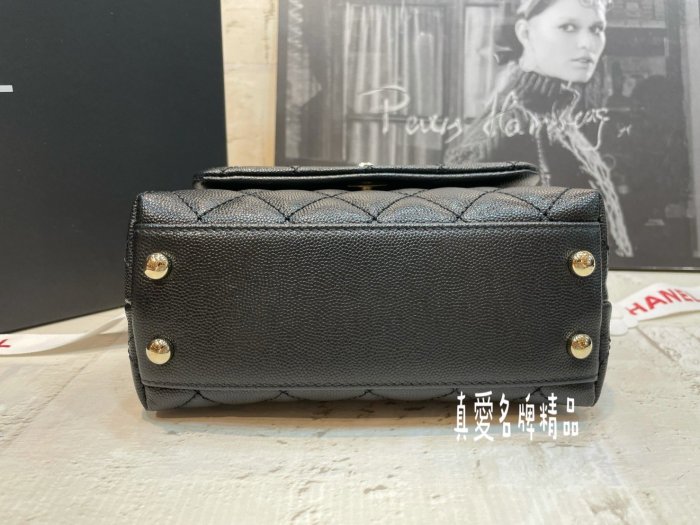 《真愛名牌精品》CHANEL AS2215  MINI 黑色荔枝皮 金鍊 19cm coco handle *全新*代購