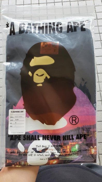 Bape 猿人 13週年 台北限定 886 紫鯊 鯊魚 外套 Hoody 短袖 T恤 大Logo 大猿人頭 黑色 S M 白色 L