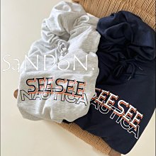 山東:NAUTICA x SEESEE 日常穿著毫不費力 立體印花設計美式風格毛圈連帽大學tee 231011