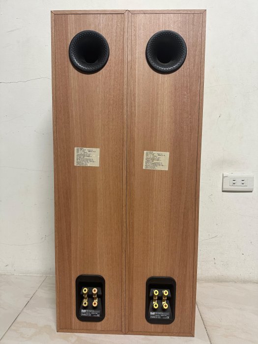 品項佳原裝進口 B&W DM603 S3 2-1/2音路 雙6.5吋 落地喇叭一對 聽音樂 的好選擇 英國製造~皇佳代理公司貨