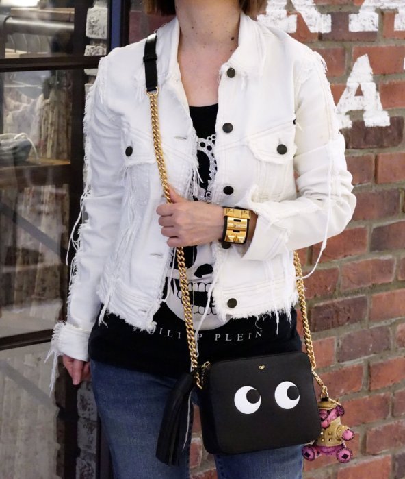 Anya Hindmarch 912068 Eyes Cross Body Chain Bag 眼睛斜背包 黑