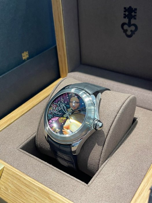 CORUM  崑崙錶  BUBBLE 泡泡錶  Elisabetta Fantone  蒙娜麗莎的迷之微笑