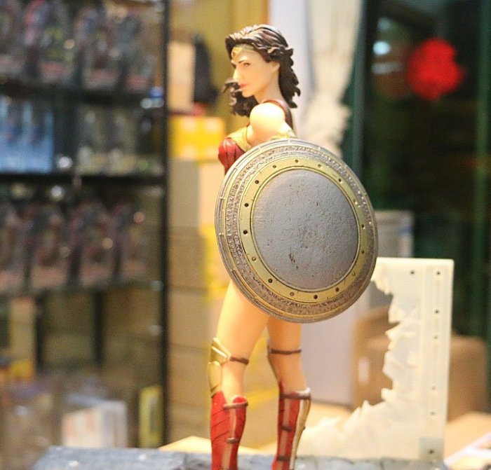 CRAZY TOYS 1/6 12吋 神力女超人Wonder Woman 不可動雕像 搭配HT人偶 無違和