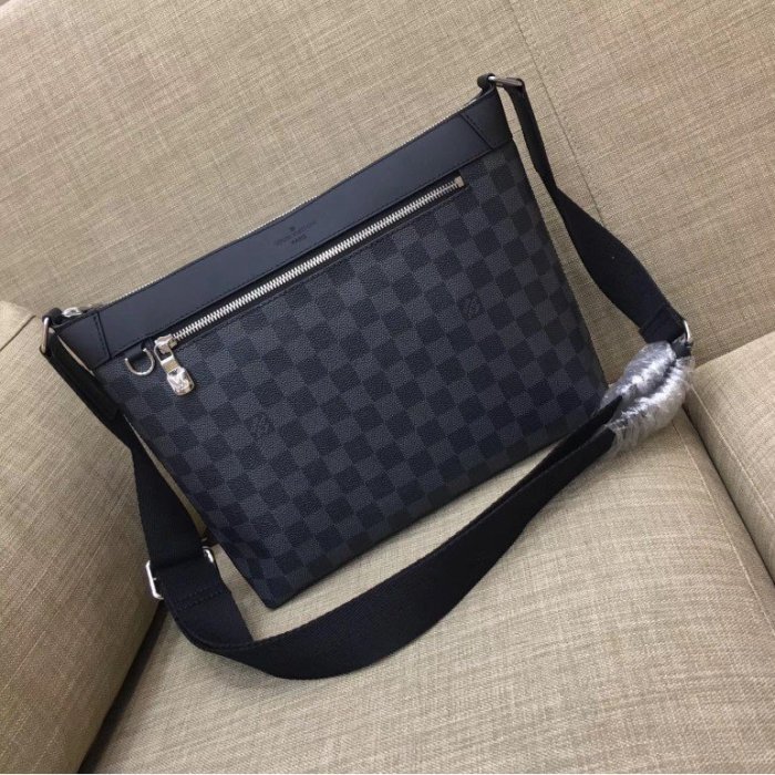 二手99新 LOUIS VUITTON MICK PM N40003 lv 黑灰棋盤格紋斜背信差包/郵差包 有現貨