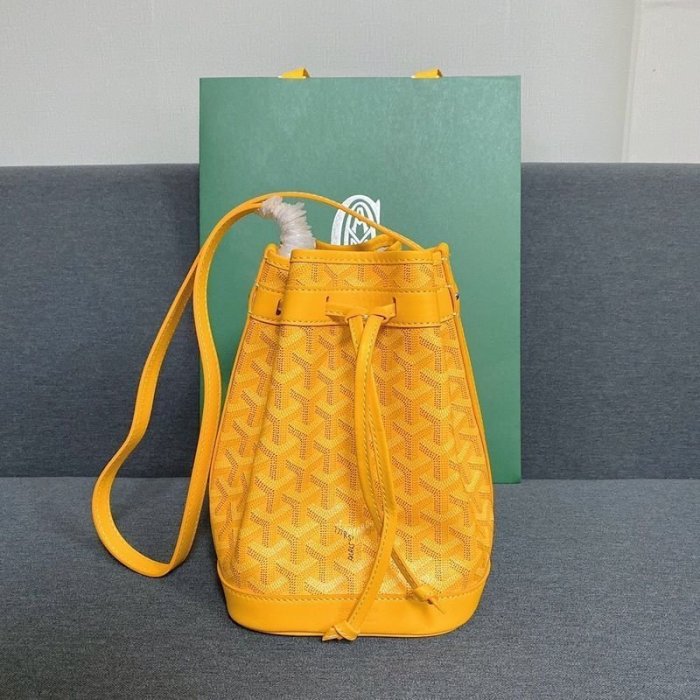 【MOMO全球購】法國新品熱賣戈雅包Goyard petit flot mini 迷你抽繩水桶包