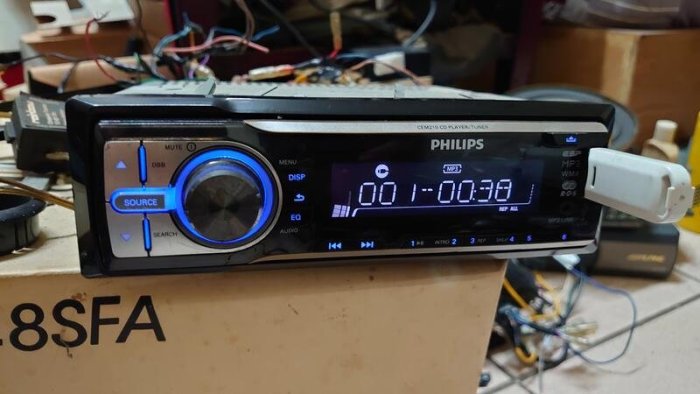 PHILIPS CEM210 CD MP3 USB 飛利浦 音響主機