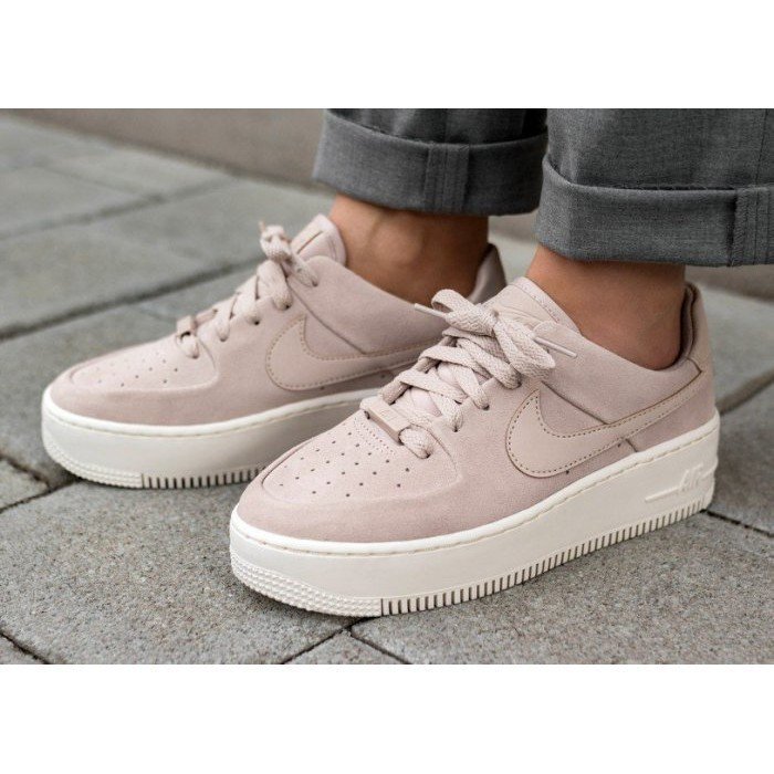 AYW】NIKE WMNS AIR FORCE 1 SAGE LOW 厚底麂皮粉白空軍一號us8 25cm