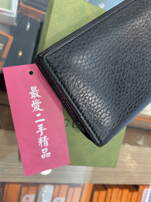 ☆最愛二手精品☆ GUCCI PORTACARTE 黑色牛皮金雙G LOGO 釦子短夾皮夾卡片夾 456126 XG4554