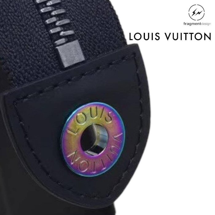 最高可分6期0利率 👜LV Pochette Voyage藤原浩聯名 中號條紋閃電手袋/手拿包M64440 Louis Vuitton