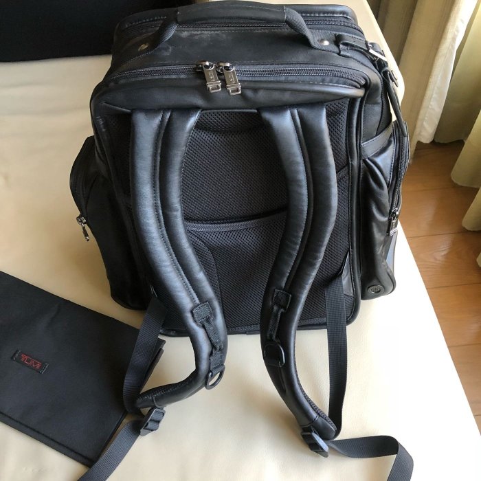 [熊熊之家3]保證全新正品  Tumi   全牛皮  男士商務後背包 T-PASS