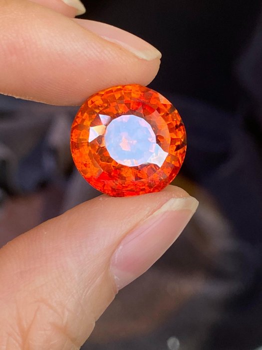 稀有寶石：閃鋅礦，比鉆石還閃的稀有寶石，顏色最好的橙紅色，超3613