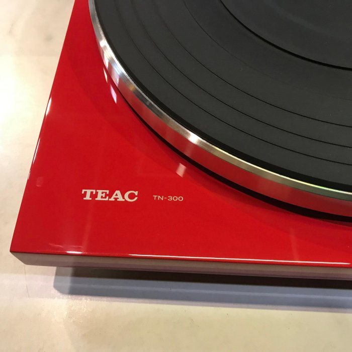 TEAC TN-300唱盤 展示品出清 壓克力蓋稍有刮傷、保固1年