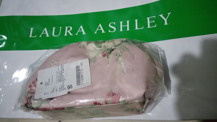 英國蘿拉Laura Ashley 粉嫩色花  化妝包 （全新品）