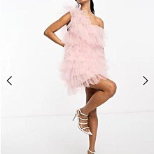 (嫻嫻屋) 英國ASOS-Miss Selfridge 粉紅色立體荷葉摺邊斜肩單肩領無袖分層裙洋裝禮服EL23