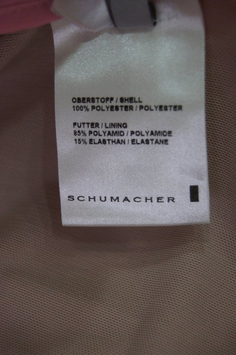 歐洲品牌 SCHUMACHER  粉連帽風衣外套    原價   35200    特價   8300