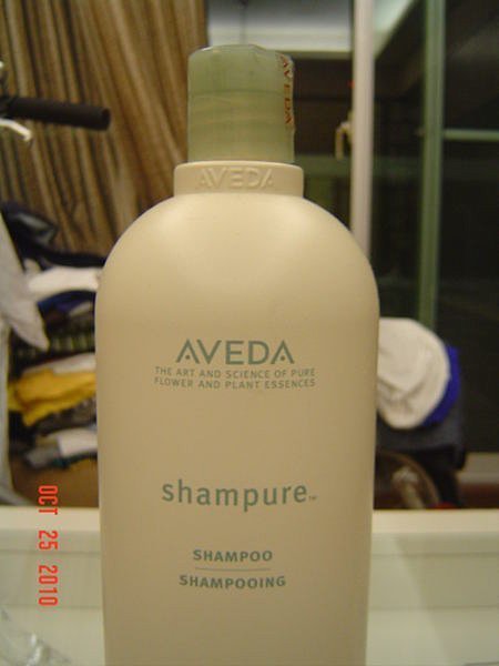 AVEDA 純香洗髮精 " 亞洲配方 " 1000ml (全新-櫃上正貨) 特價:1620元  免費附贈壓頭喔!