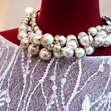 Dior Rose 設計師Camille Miceli 浪漫的自由解放主義 琺瑯珍珠項鍊 現貨