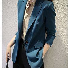 VENESSA~ 新款 輕奢高貴 優雅Morandi孔雀藍 修身收腰 啞絨面質感 休閒西裝外套 (P1204)