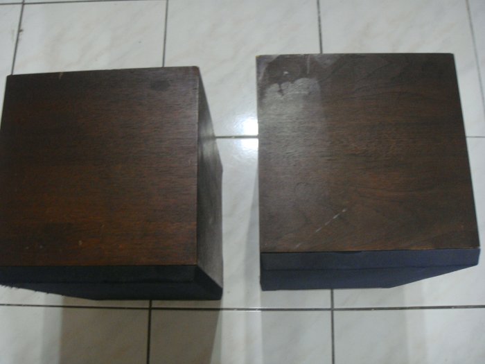 JBL 4301B Monitor Speakers  監聽書架喇叭