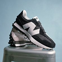 【日貨代購CITY】 New Balance 327 黑白陰陽 復古 麂皮 慢跑鞋 休閒鞋 現貨