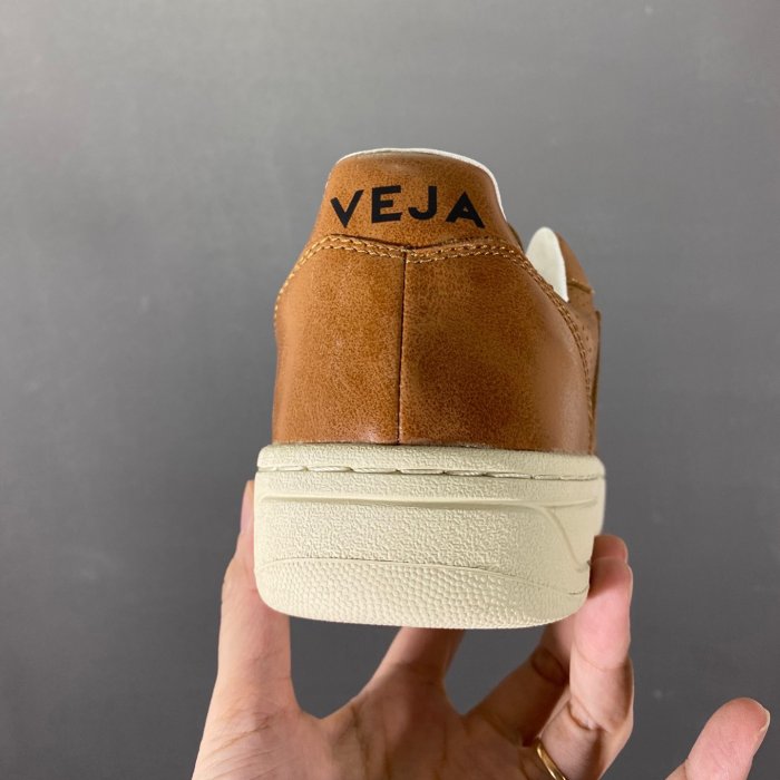 特惠 VEJA V10 小白鞋 經典休閒鞋 女鞋 男鞋 潮流單品 veja小白鞋 通勤鞋 百搭款 情侶鞋 板鞋 皮革穿孔