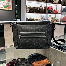 ⭐️香榭屋精品店⭐️ LV Louis Vuitton M44223 ODYSSEY 黑字紋前口袋拉鍊郵差包 斜背包 (B5825)