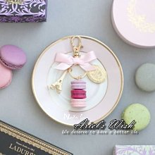 Ariel's Wish-日本東京銀座貴婦品牌LADUREE-橢圓baby粉緞帶蝴蝶結馬卡龍巴黎鐵塔鑰匙圈-現貨*1在台