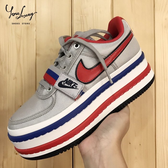 レディースNIKE VANDAL 2X - スニーカー