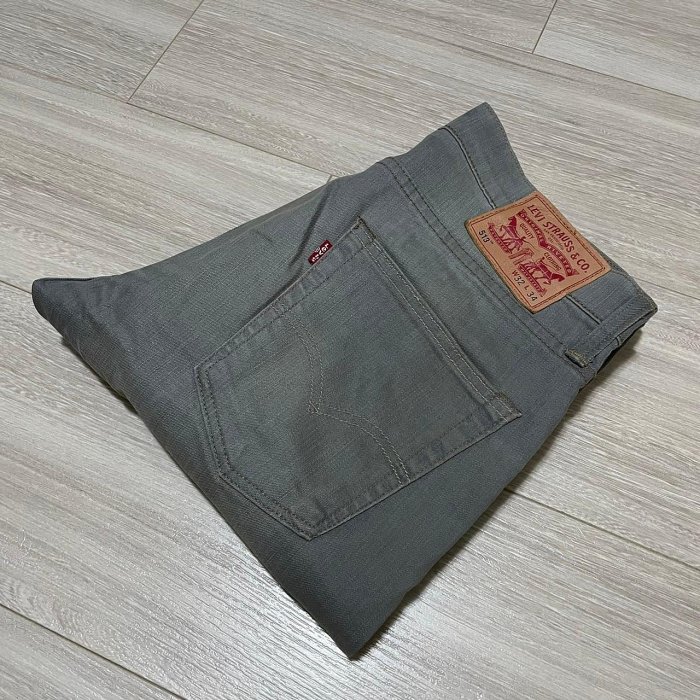 Levi's levis 08513-0170 513 W32 L34 灰色刷色合身小直筒牛仔褲 522 505