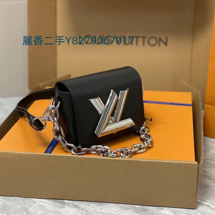 Louis Vuitton M22296 Twist Lock