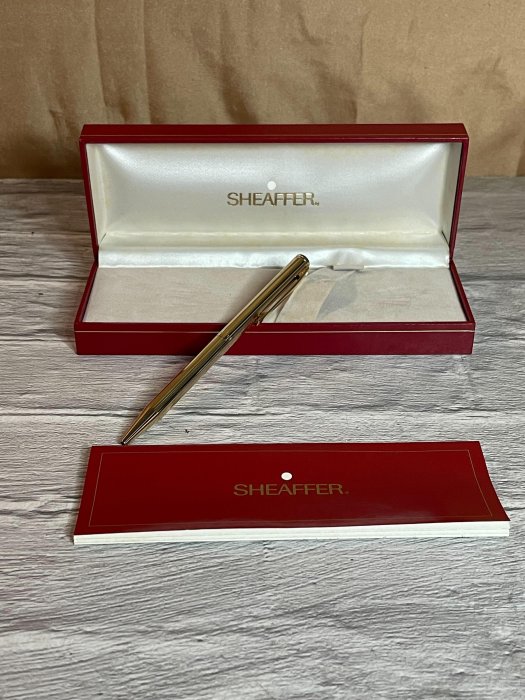 品牌經典 美製 SHEAFFER 原子筆 近新 有印字 紀念品 含原盒 含書 如圖有水 收藏品買賣 可接受在下標