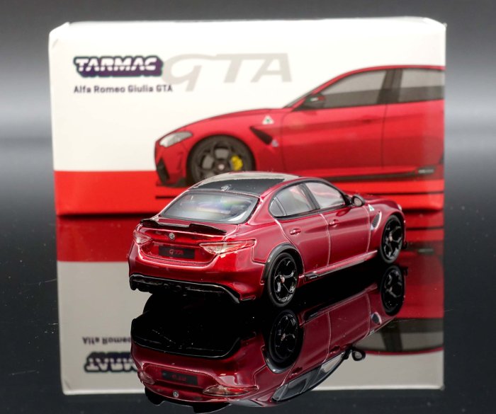 【MASH】現貨特價 Tarmac 1/64 Alfa Romeo Giulia GTA red