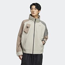 南◇2022 3月 adidas OG IM SHORTS 外套 拼接 拉鍊 口袋 工裝 休閒 卡其 男款 HE6607