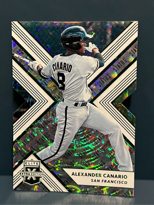 Alexander Canario 新人卡限量49張切割亮卡